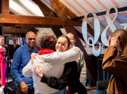 Zorgstudenten van Gilde in gesprek met senioren